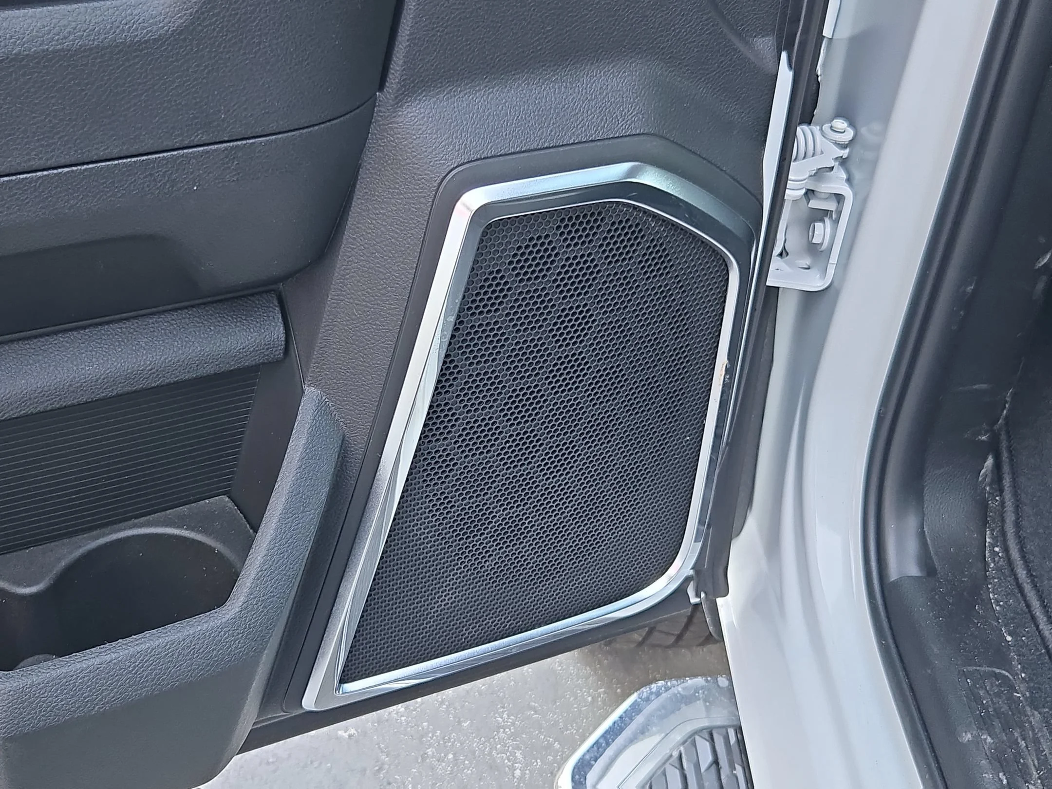New 2026 Bright White Clearcoat Ram Laramie image 22