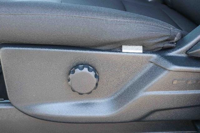 Certified Used 2025 Oxford White Ford  image 20