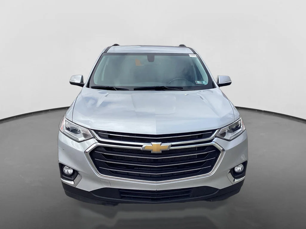 Used 2021 SILVER ICE METALLIC Chevrolet LT Cloth image 2