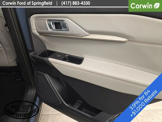 New 2026 Vapor Blue Metallic Ford Active image 18