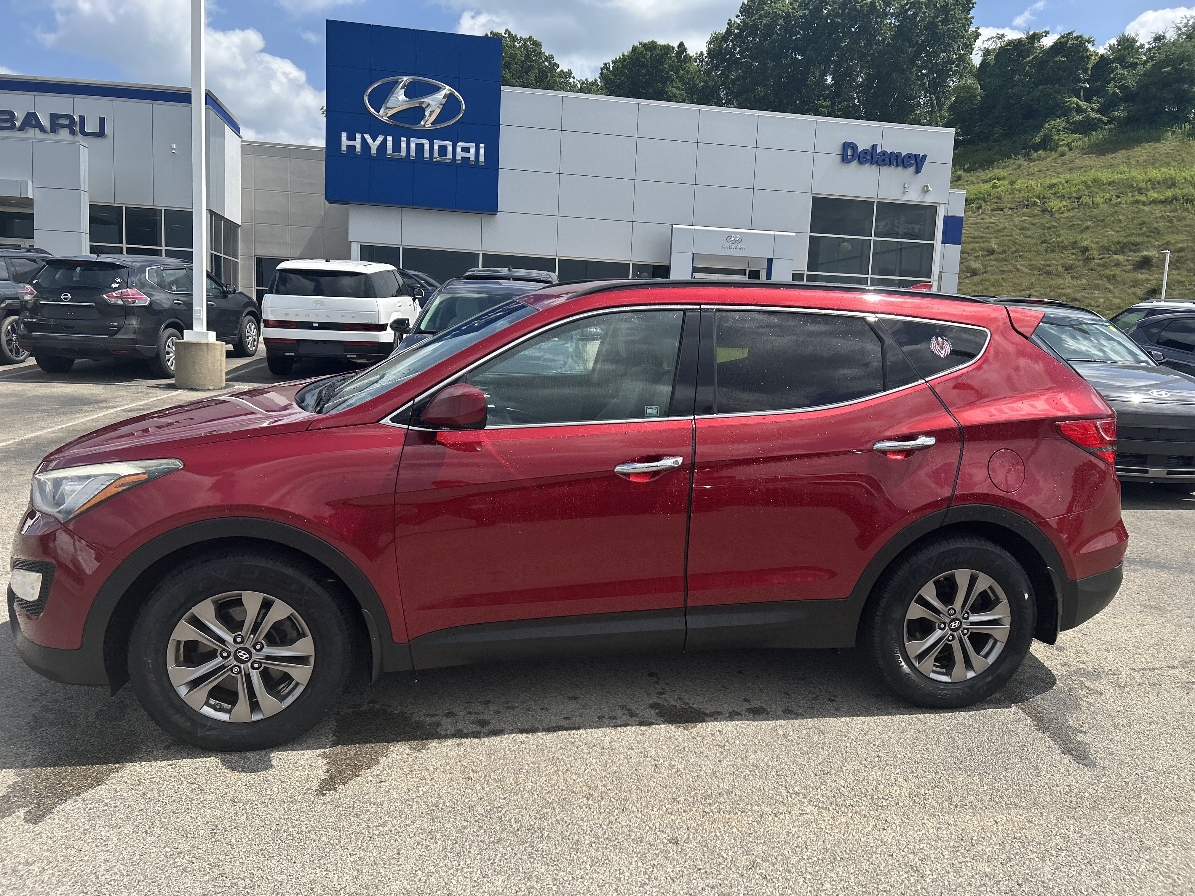 Used 2015 Serrano Red Hyundai Base image 6
