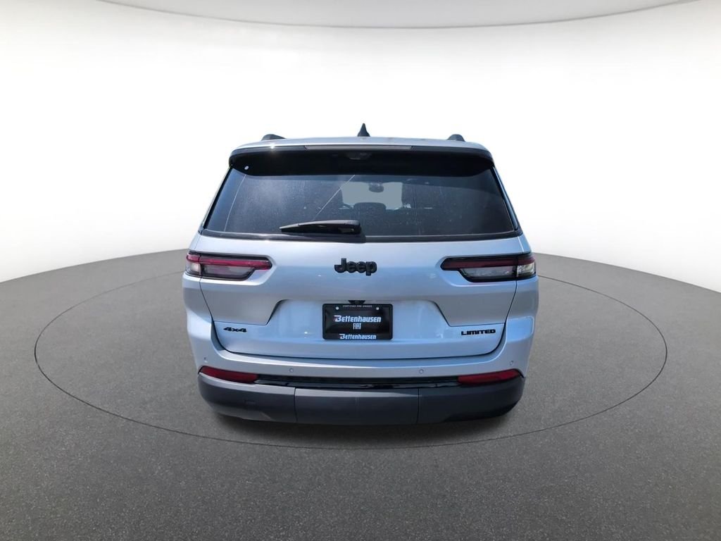 Used 2025 Silver Jeep Limited image 8