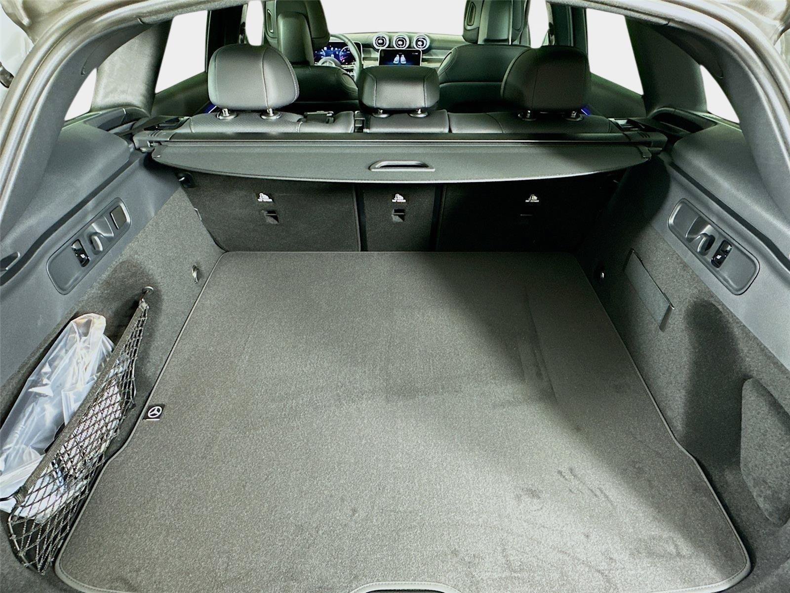 Used 2026 MANUFAKTUR Alpine Grey Mercedes-Benz GLC 300 image 33