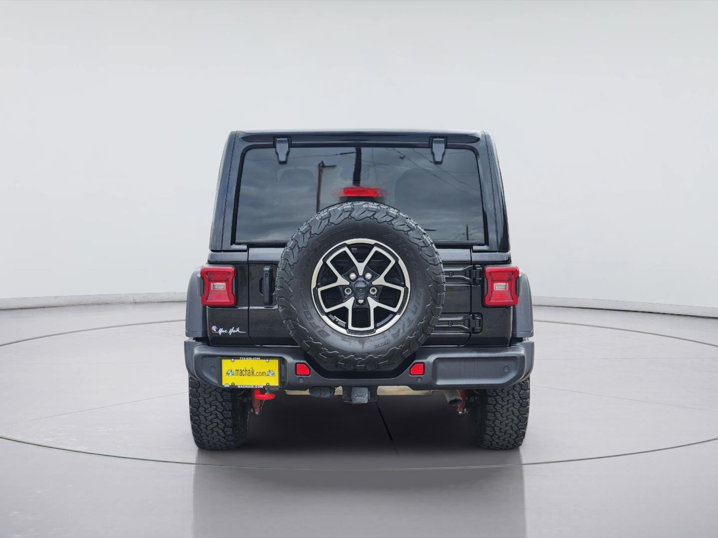 Used 2024 Black Clearcoat Jeep Rubicon image 6