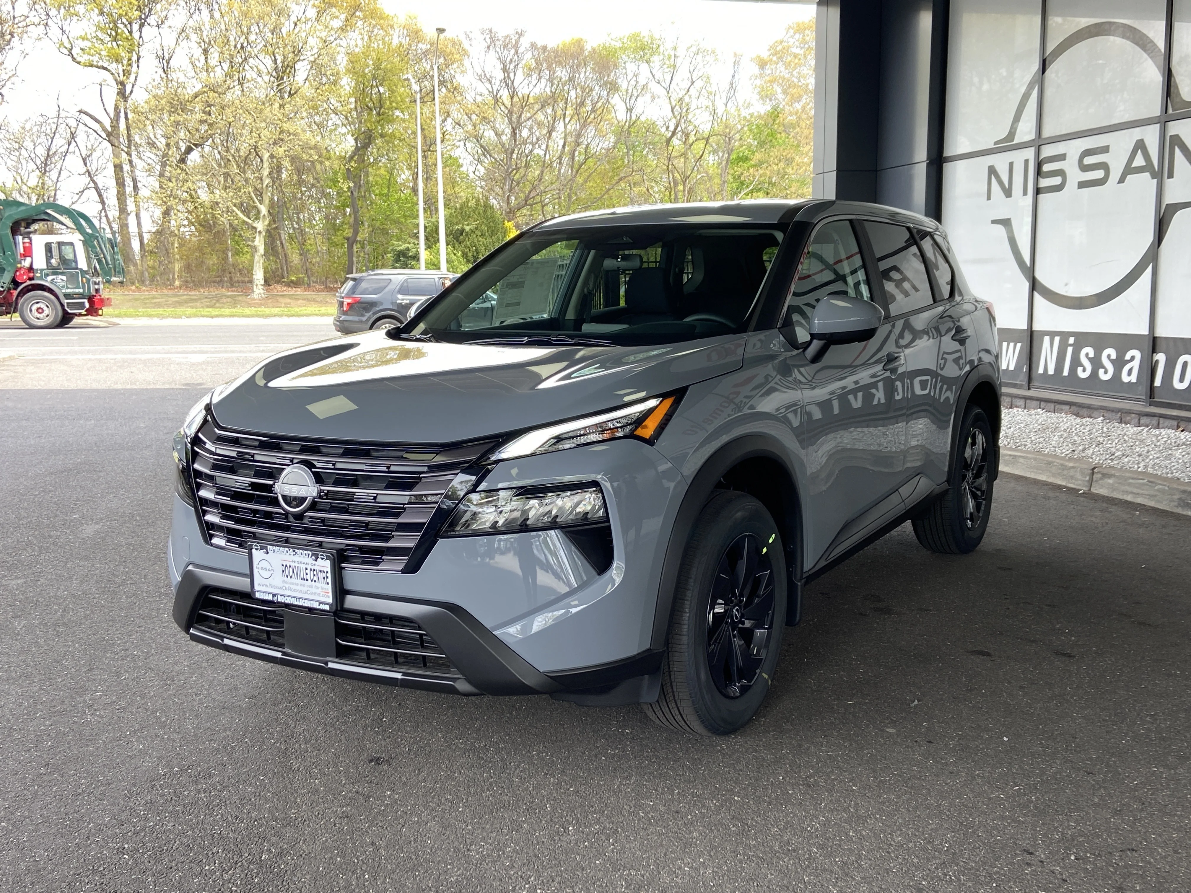 New 2026 Boulder Gray Pearl Nissan SV image 8