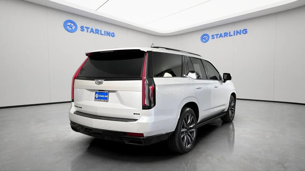 Used 2021 CRYSTAL WHITE TRICOAT Cadillac Sport Platinum image 8
