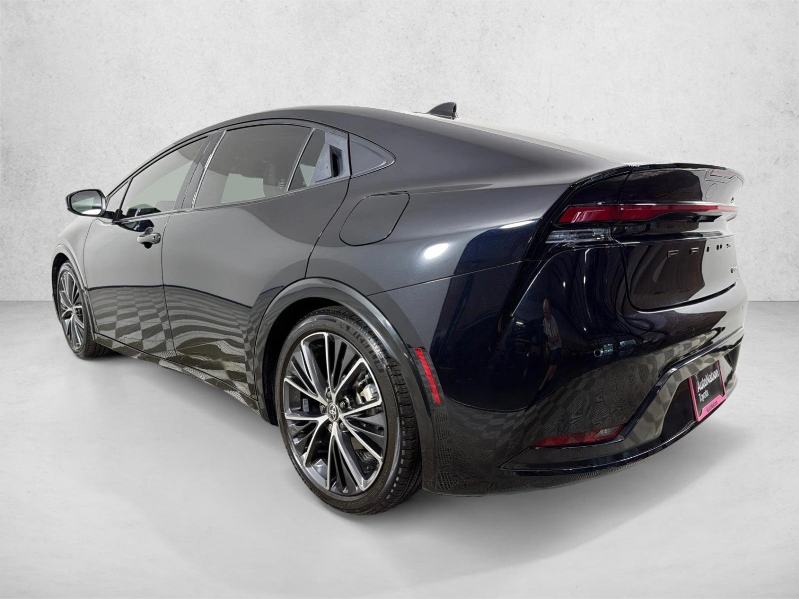 Used 2023 Midnight Black Metallic Toyota XLE image 5