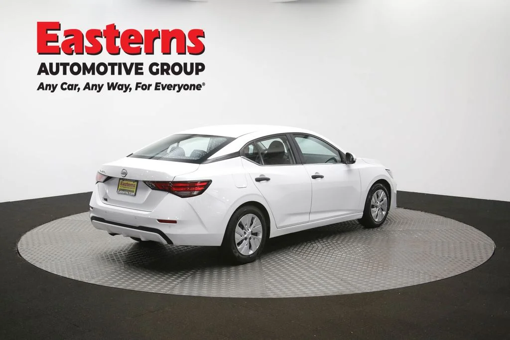 Used 2024 White Nissan S image 39