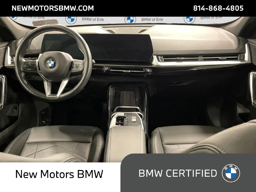 Used 2023 Jet Black BMW xDrive28i image 10
