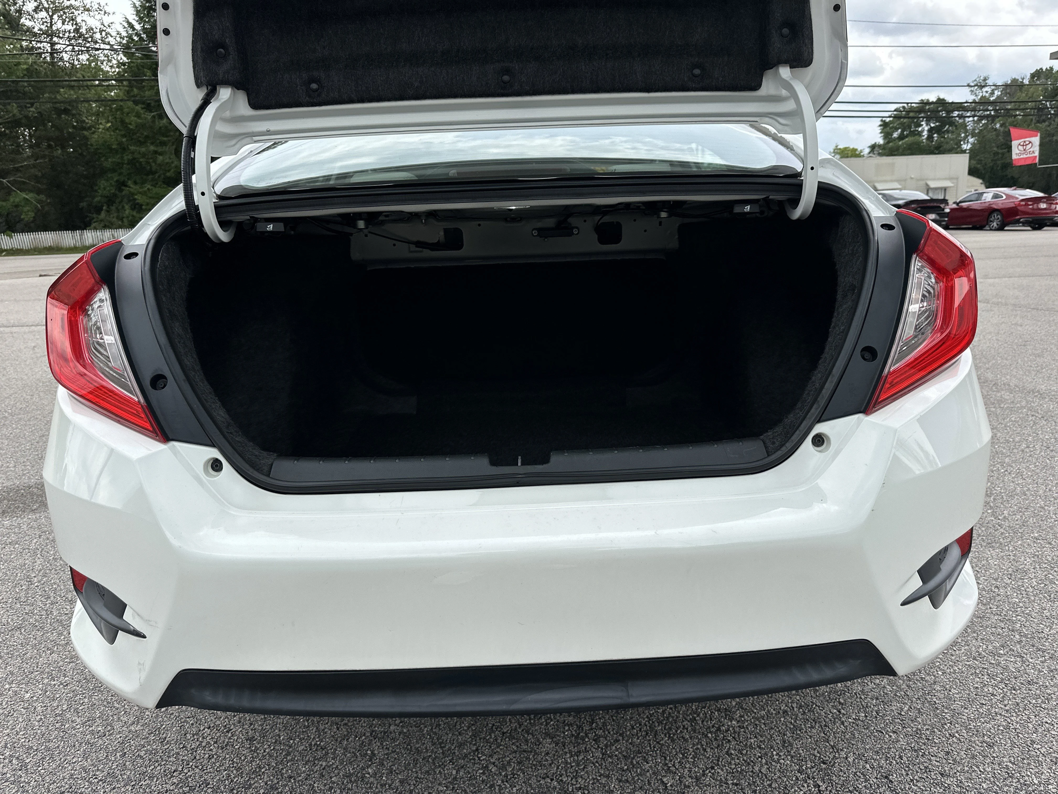 Used 2016 WHITE Honda EX-T image 18