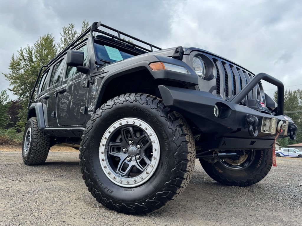 Used 2018 Granite Crystal Metallic Clearcoat Jeep Unlimited Sport S image 53