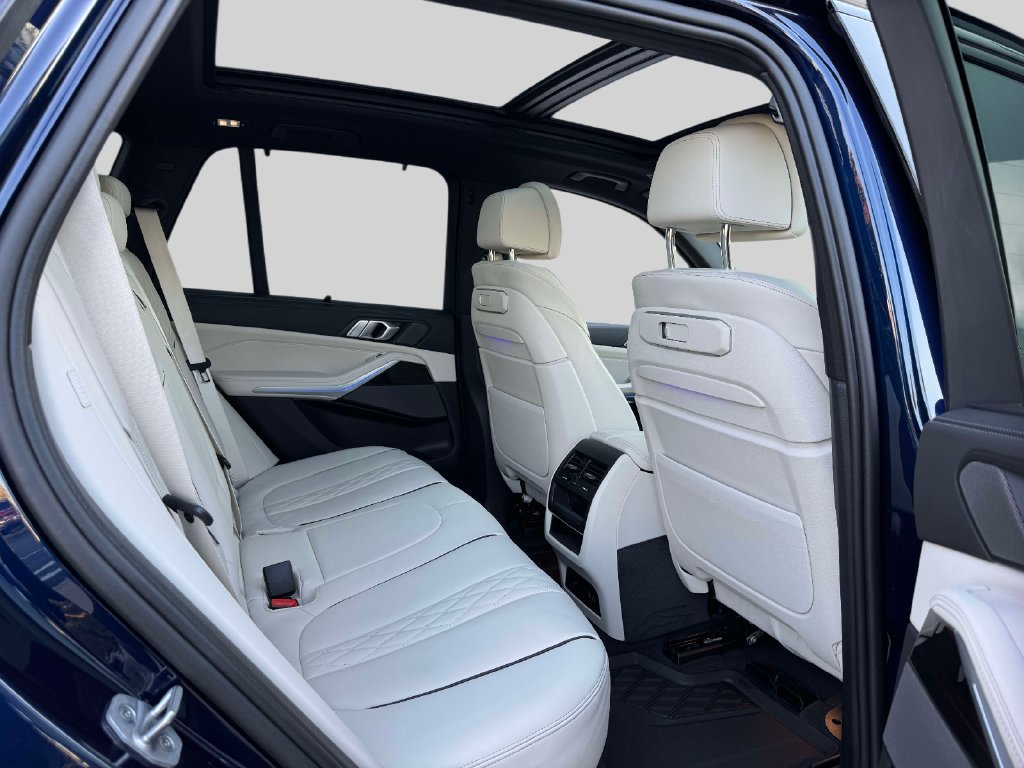 Certified Used 2024 Blue BMW xDrive40i image 12