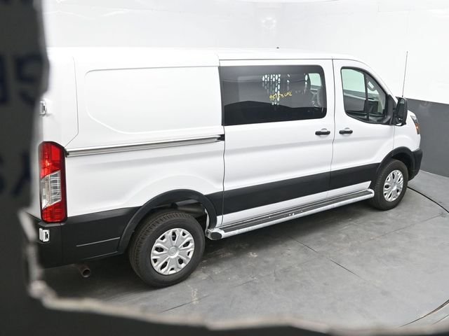 Used 2025 White Ford Base image 37