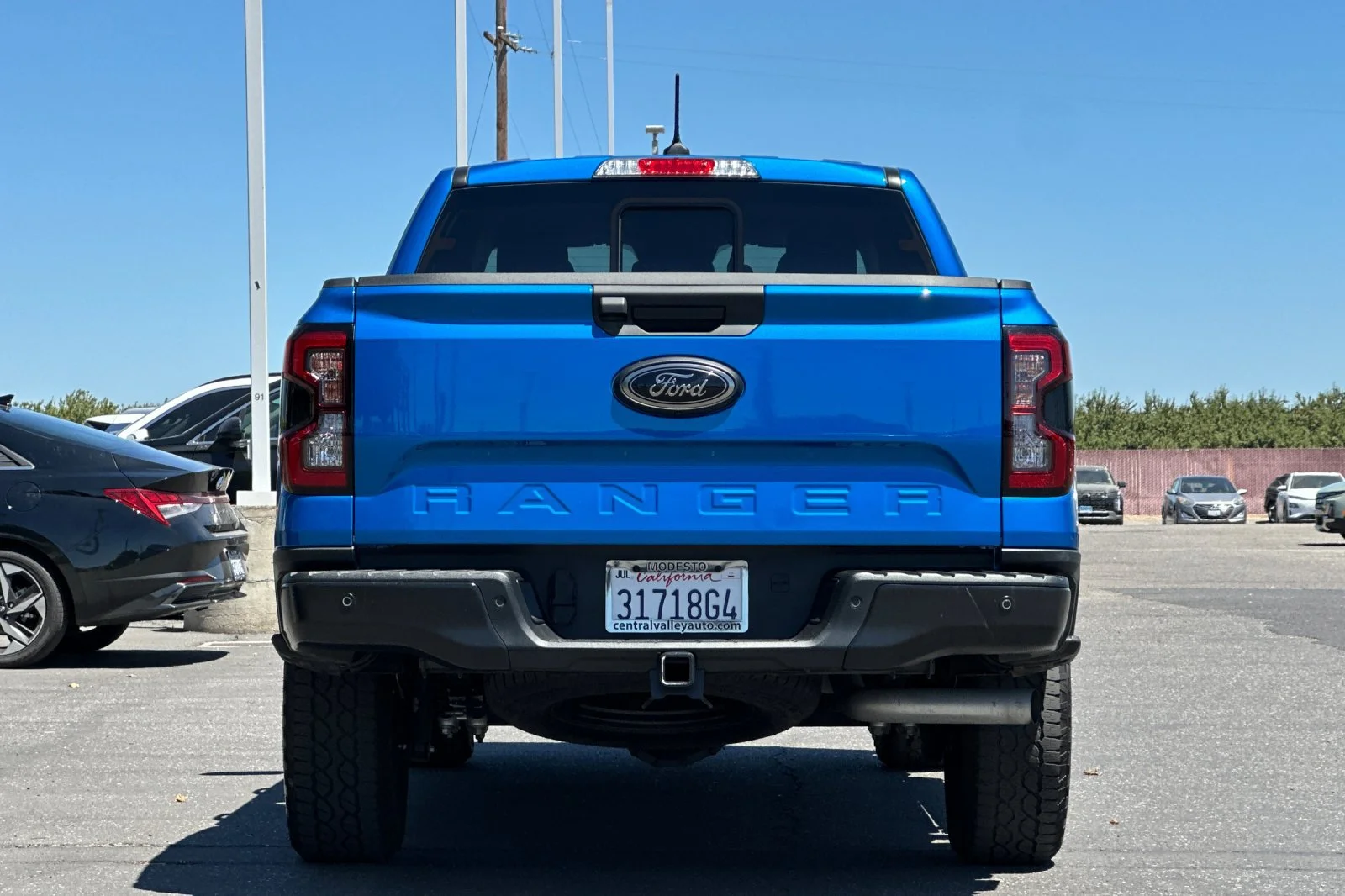 Used 2025 Blue Metallic Ford LARIAT image 5