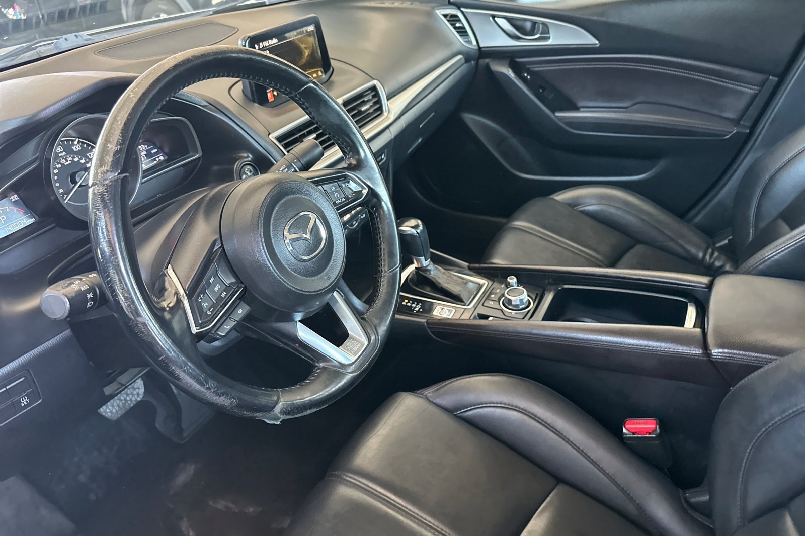 Used 2018 Sonic Silver Metallic Mazda Touring image 10