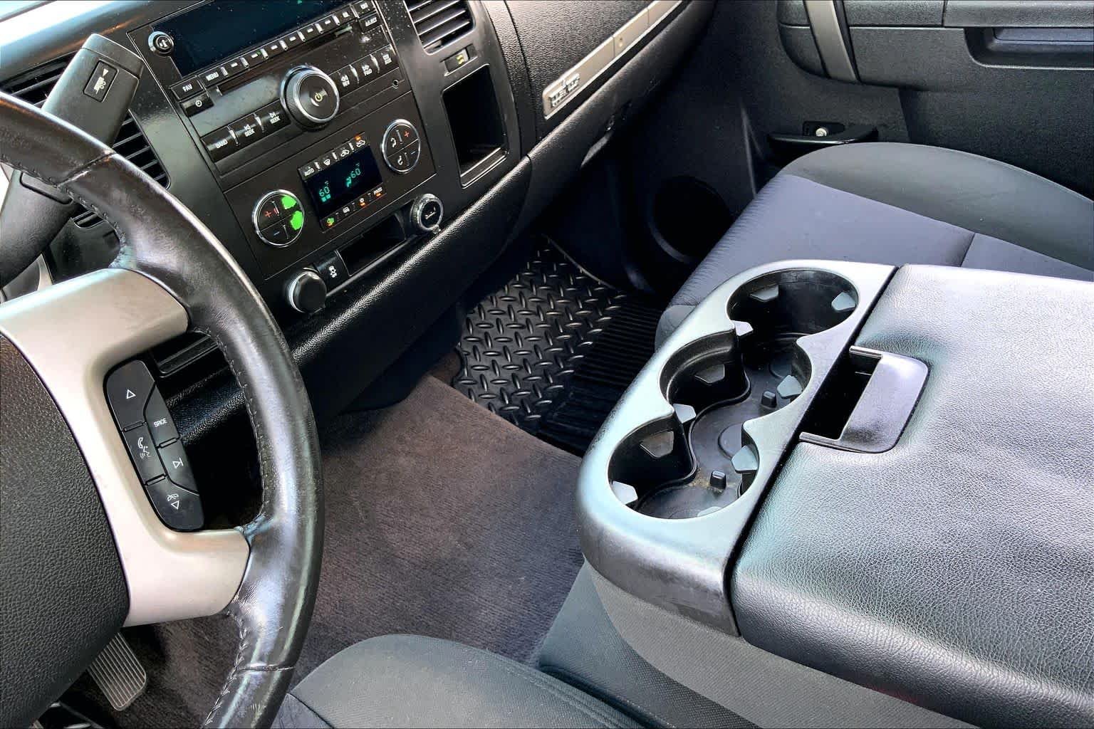 Used 2013 Graystone Metallic Chevrolet LT image 16