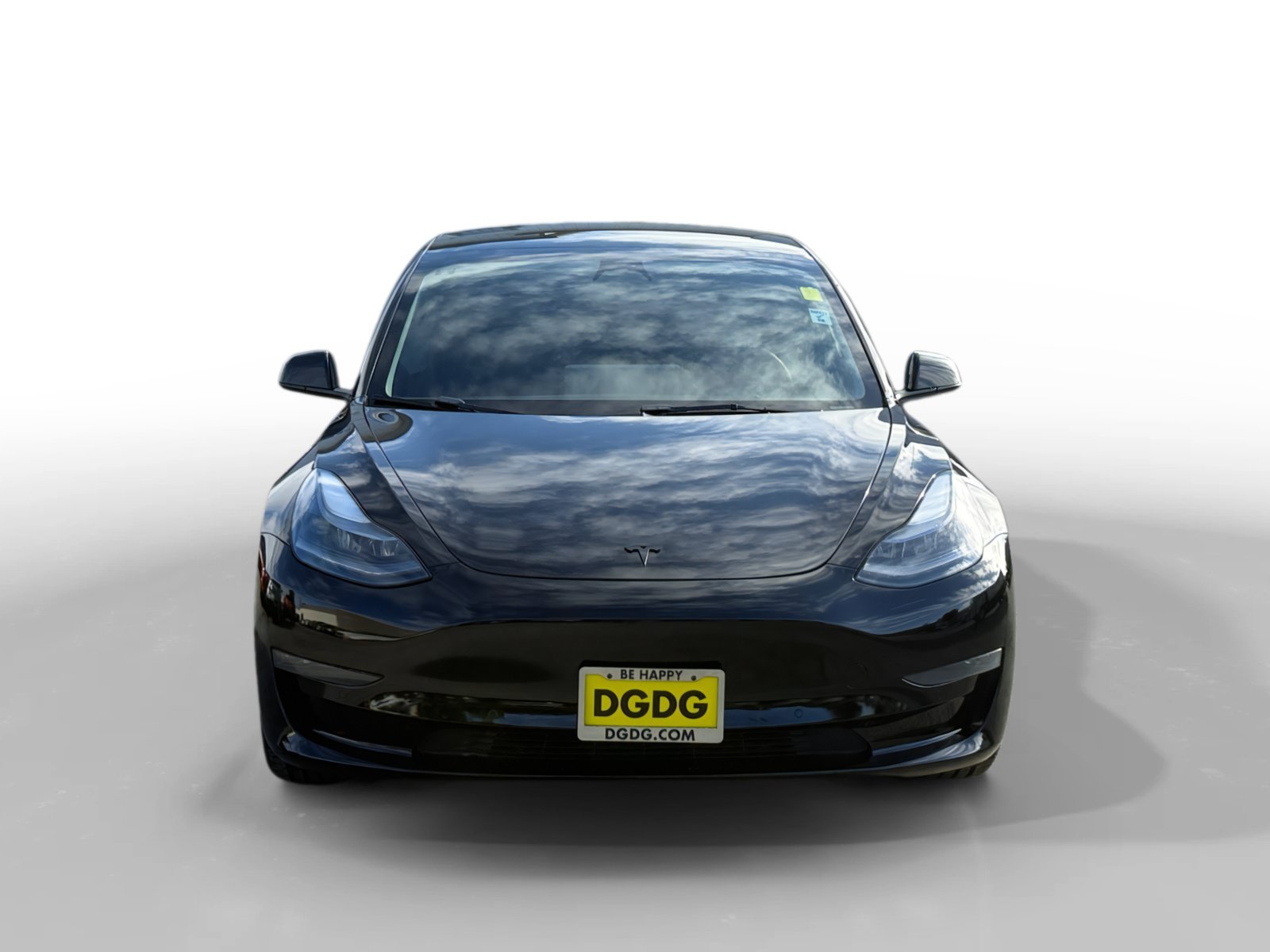 Used 2022 Solid Black Tesla Base image 8