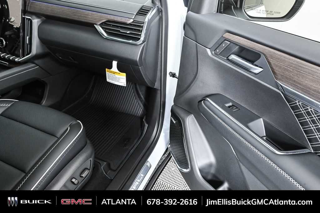 2026 GMC Acadia Denali - Photo 26