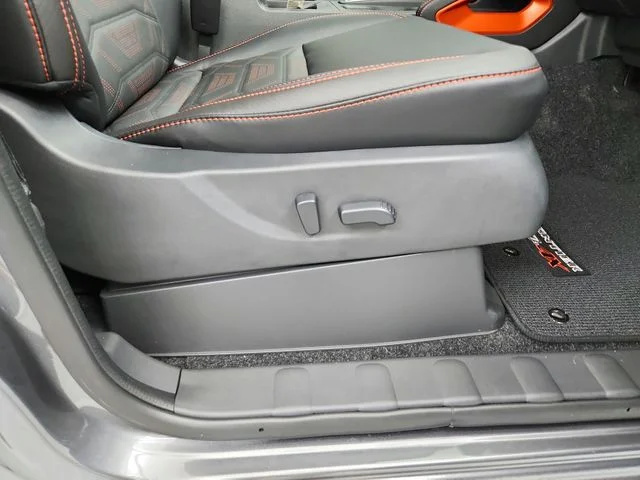 New 2026 Gray Nissan PRO-4X image 39