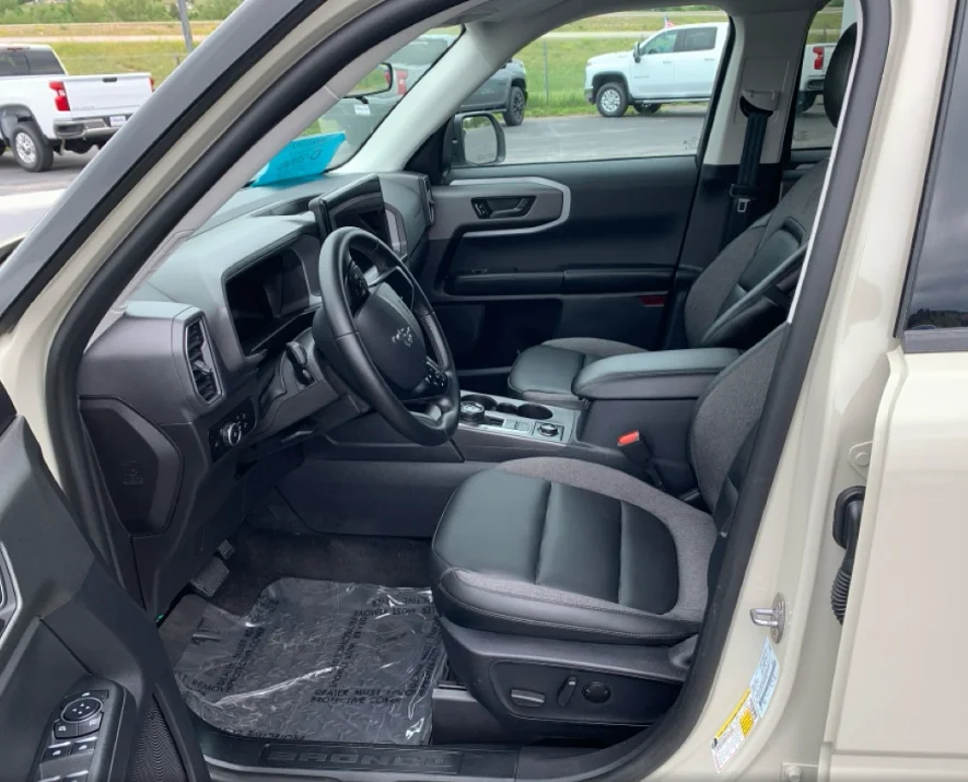 Certified Used 2025 Beige Ford Big Bend image 8
