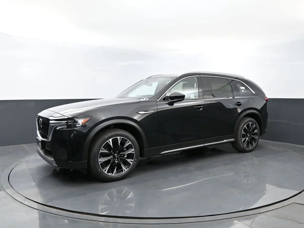 2026 Mazda CX-90 PHEV Premium Plus Package's photo