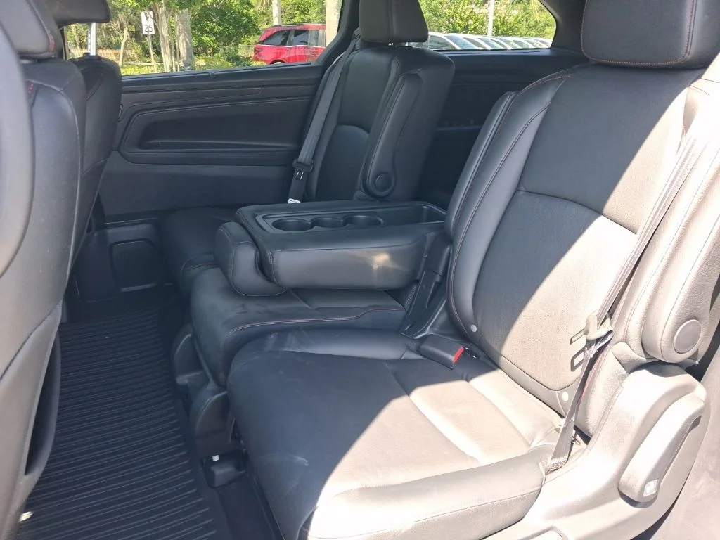 Used 2024  Honda Sport image 24