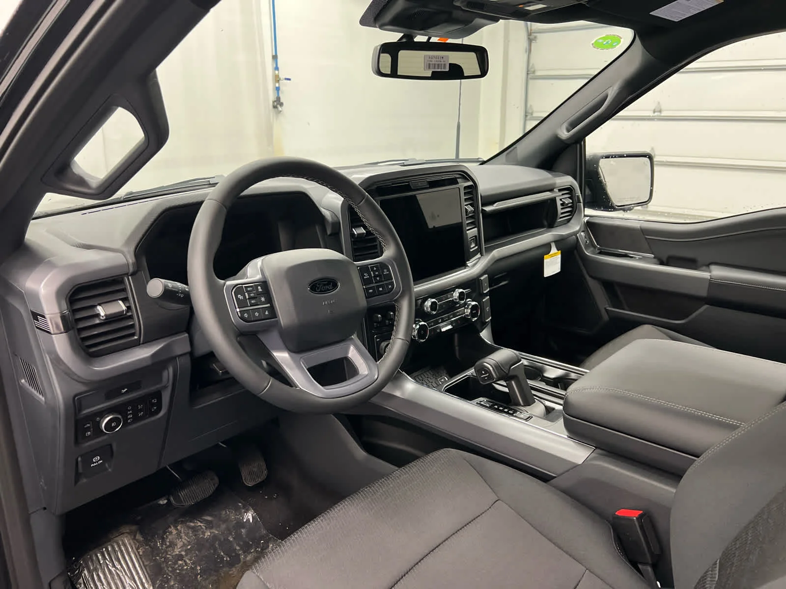 New 2026 Agate Black Metallic Ford XLT image 10