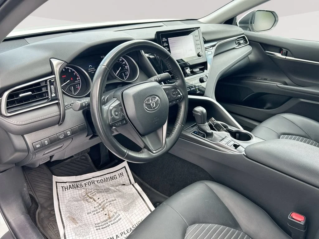 Used 2024  Toyota SE image 15
