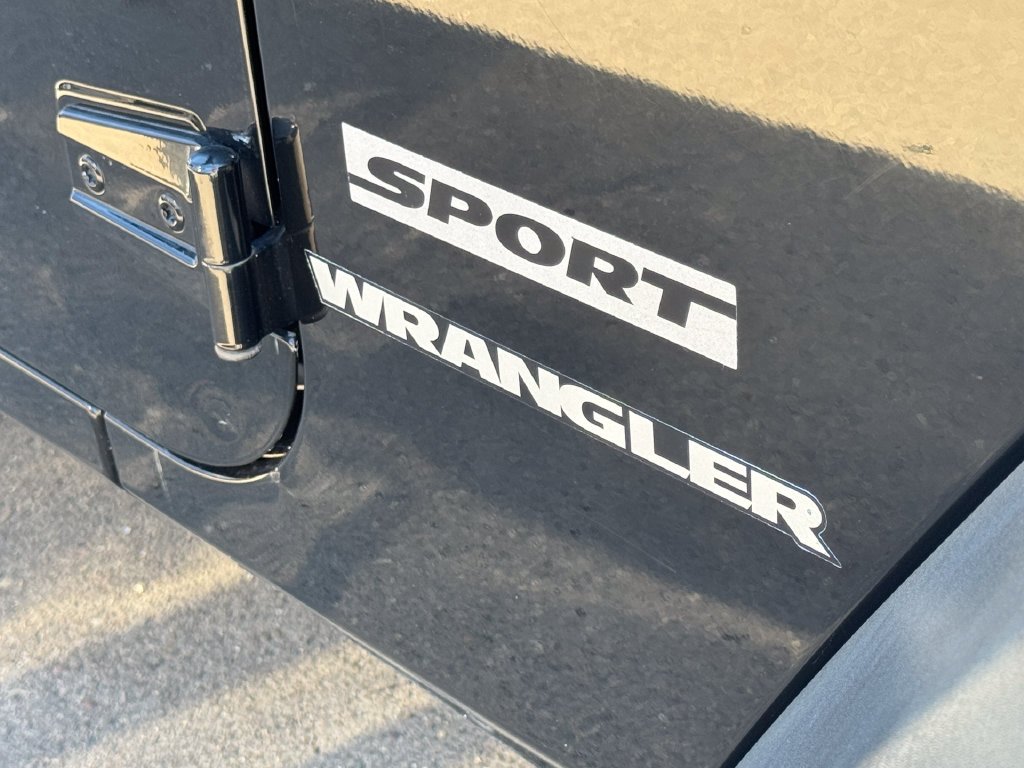 Used 2017 Black Jeep Sport image 12