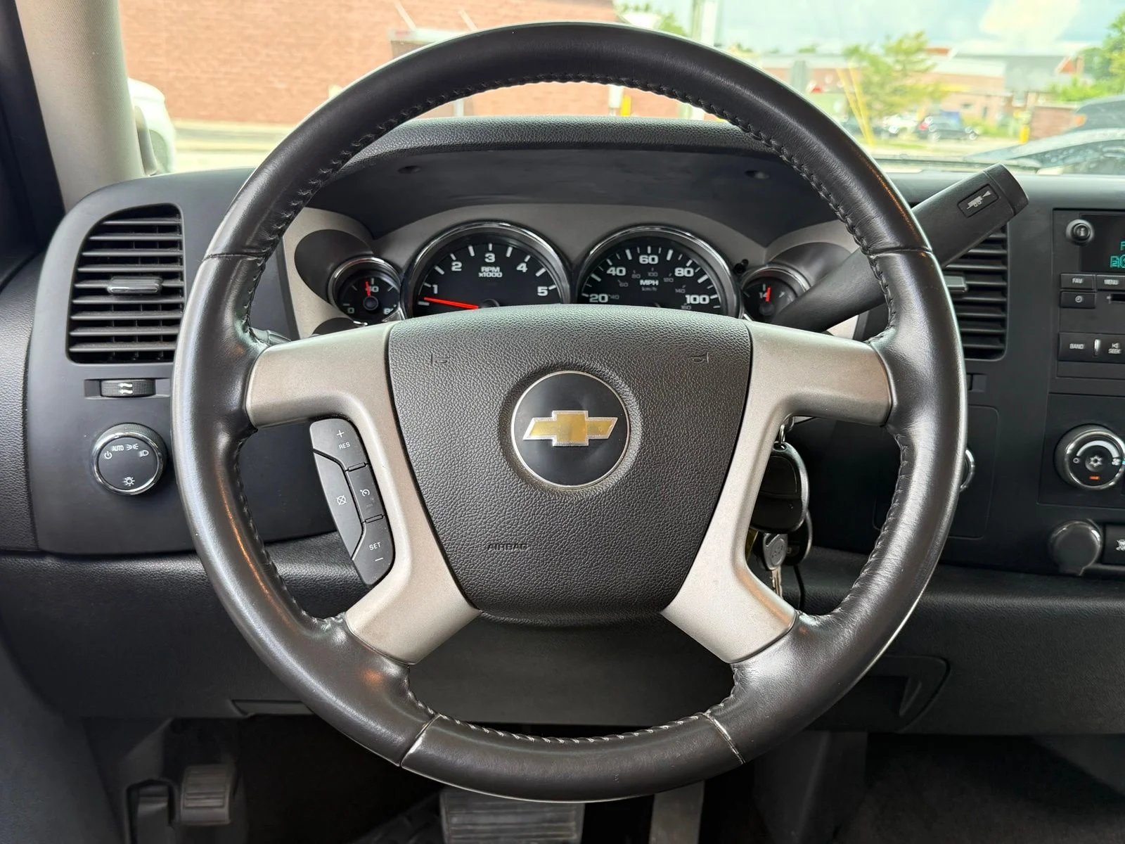 Used 2009 Black Chevrolet LT image 19