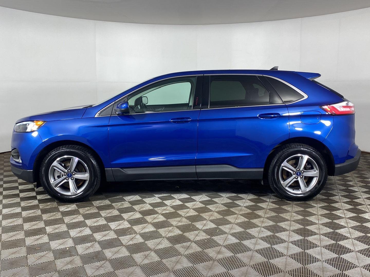 Used 2022 Blue Metallic Ford SEL image 26