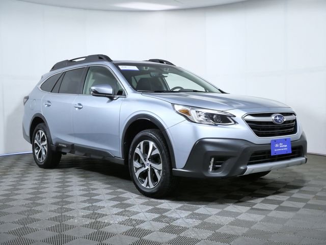 2022 Subaru Outback Limited's photo