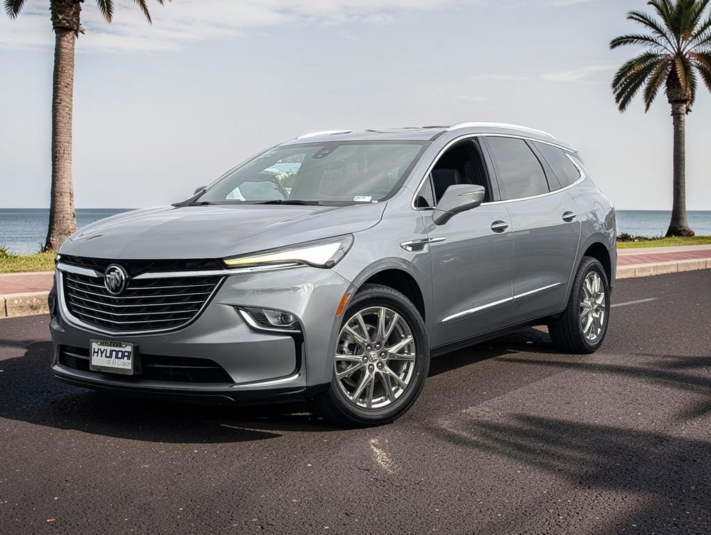 2023 Buick Enclave Premium - Photo 2