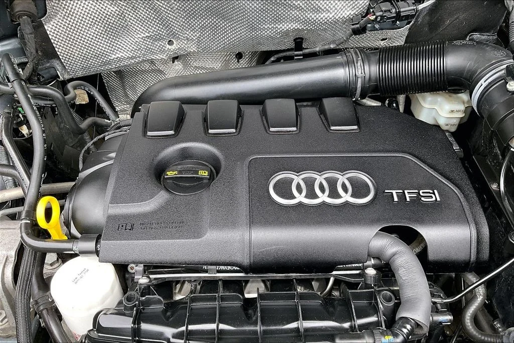 Used 2016 Gray Audi 2.0T Prestige image 11