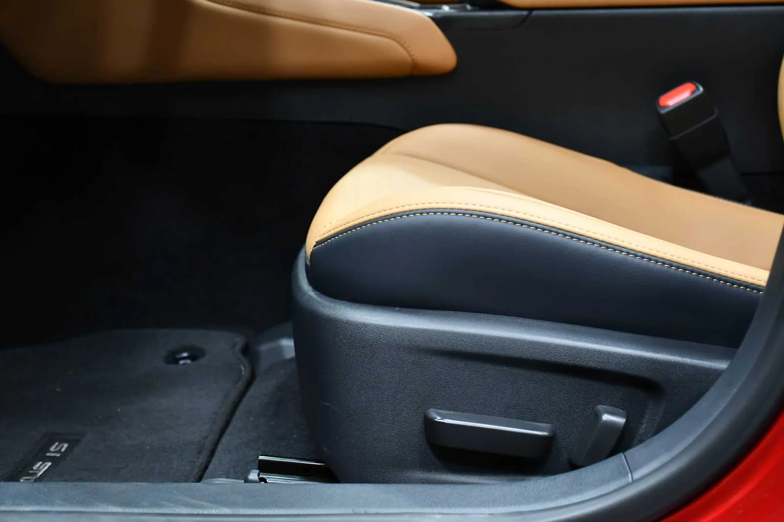 Certified Used 2026 INFRARED Lexus F SPORT Design image 14