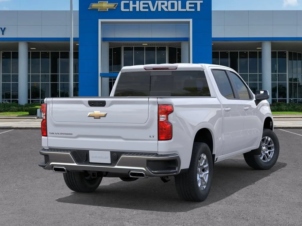 New 2026 Summit White Chevrolet LT image 4