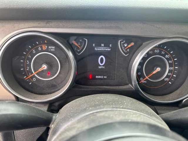 Used 2020 Gray Jeep Sport 4x4 image 13