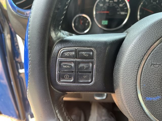 Used 2014 Flame Red Clearcoat Jeep Sport image 21