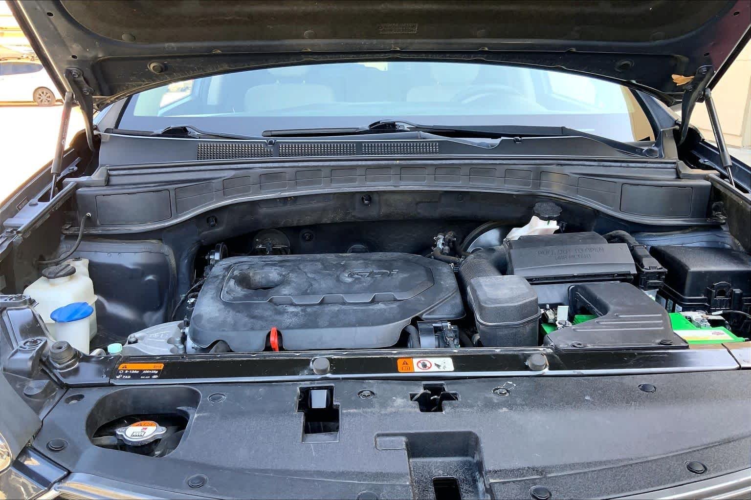 Used 2017 Marlin Blue Hyundai 2.4L image 30