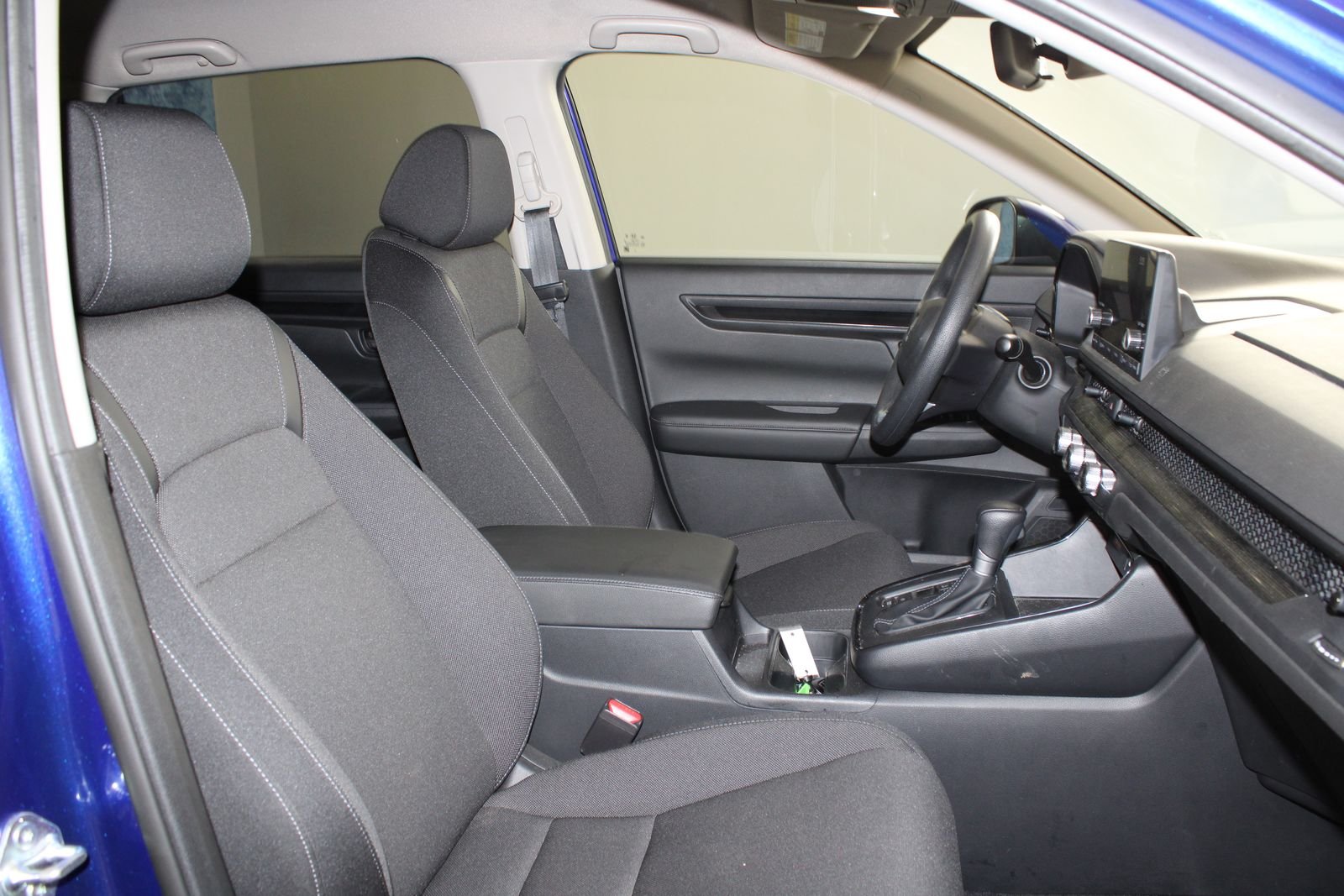 Used 2024  Honda LX image 25