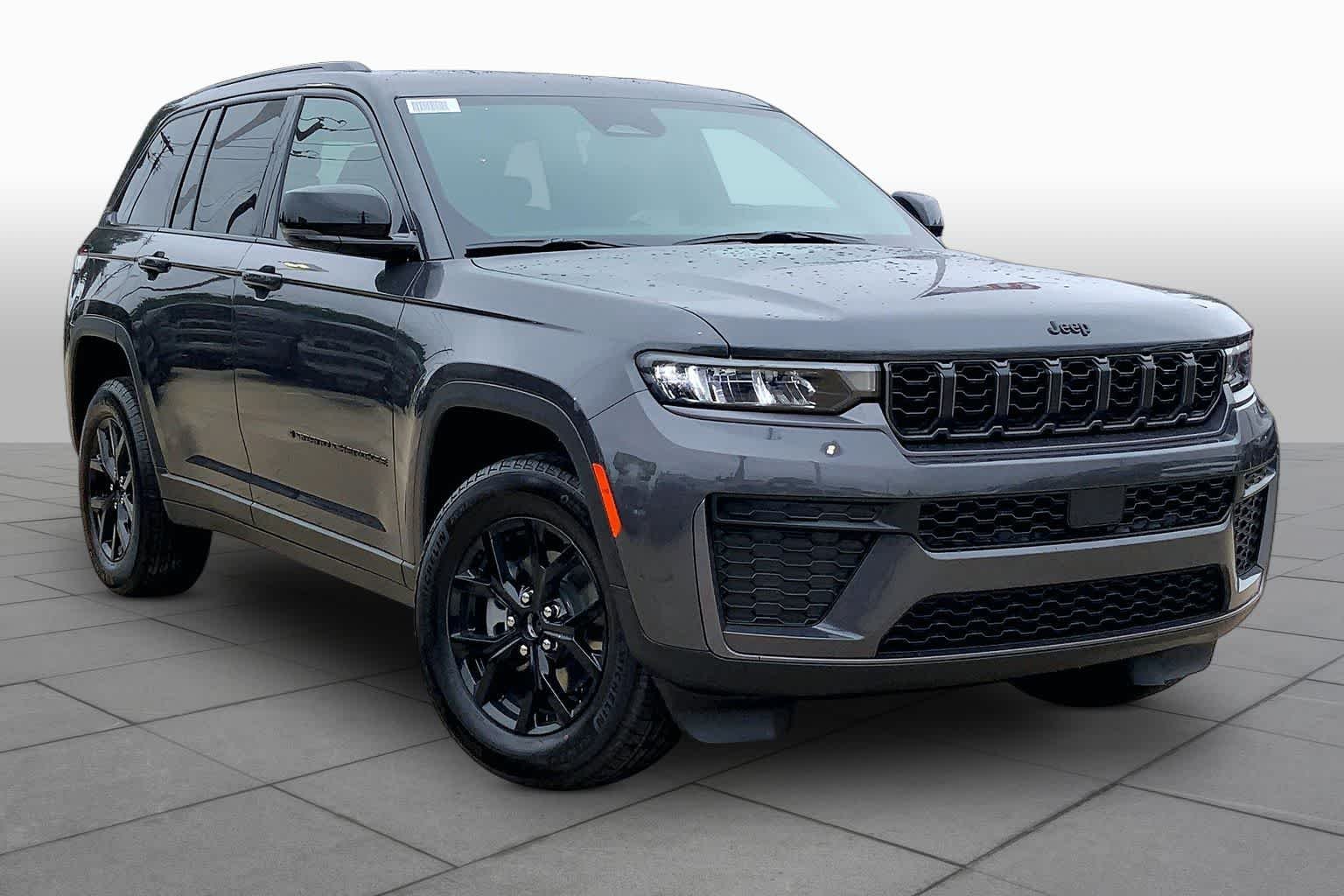 New 2026 Baltic Gray Metallic Clear-Coat Exterior Paint Jeep Laredo Altitude image 2