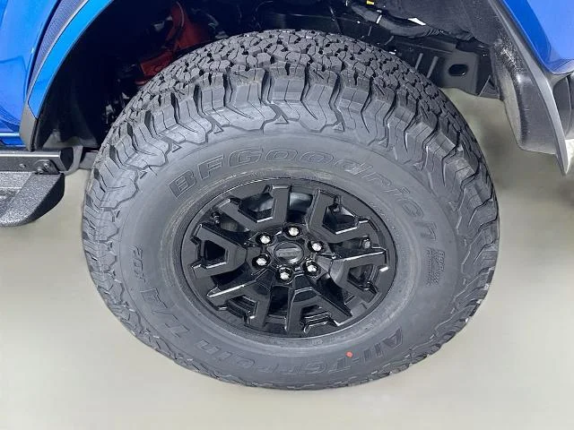 New 2025 Velocity Blue Metallic Ford Raptor® image 65