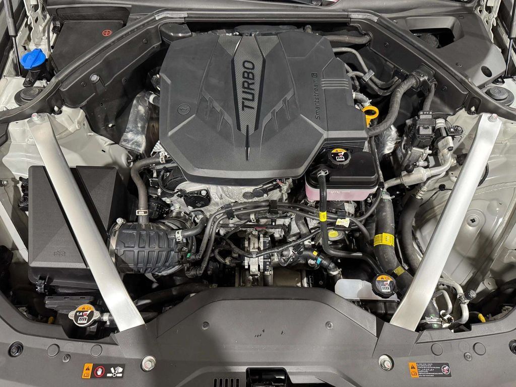 2024 GENESIS G70 Standard - Photo 27