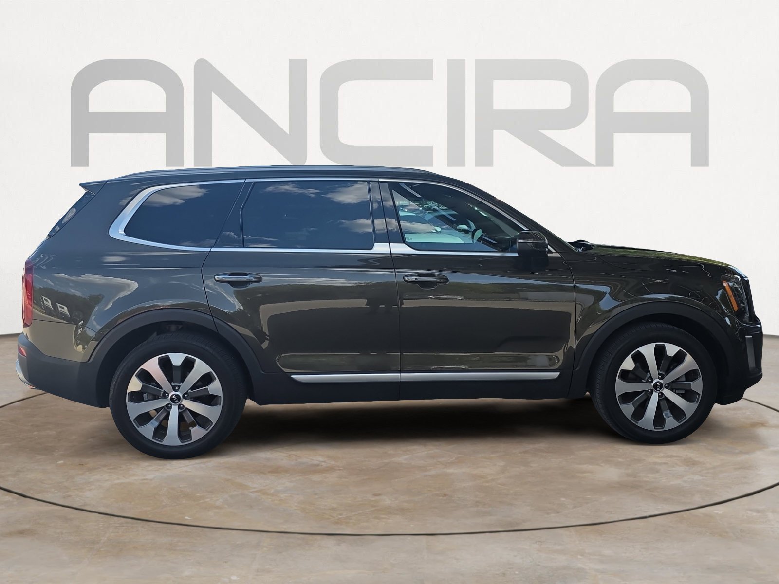 Used 2021 Dark Moss Kia S image 8