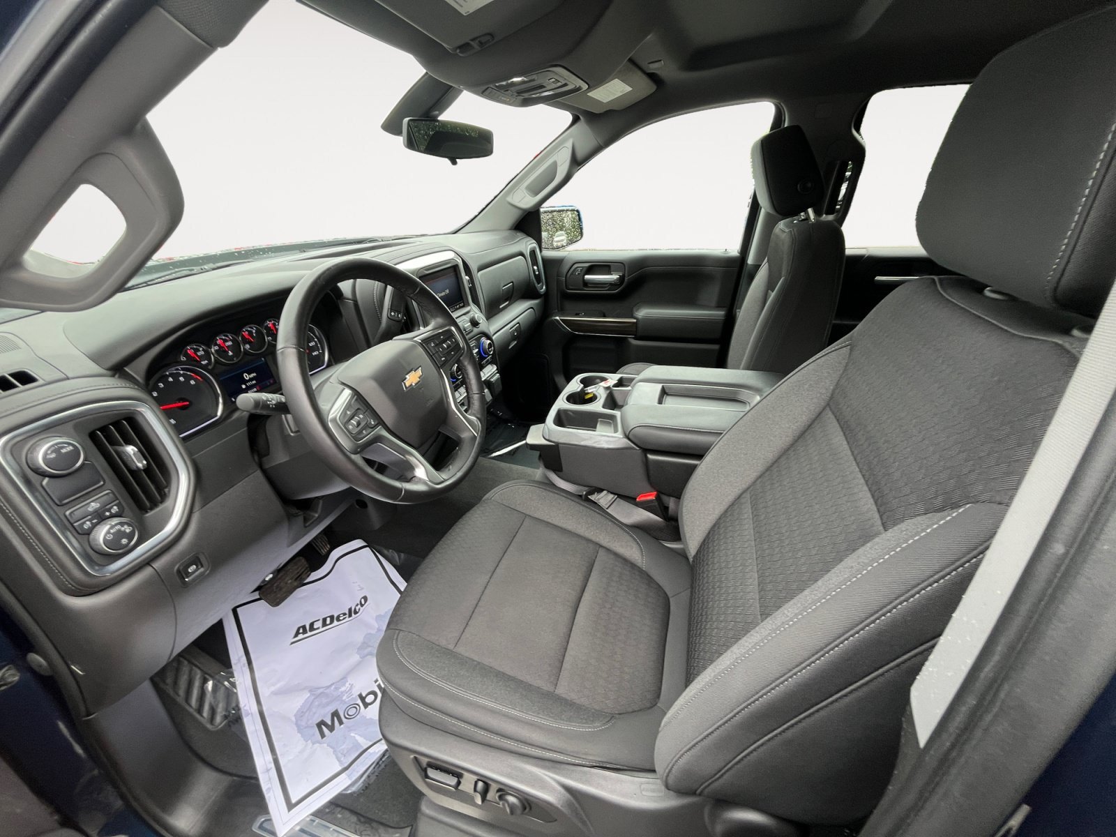 Used 2021 Northsky Blue Metallic Chevrolet LT image 18