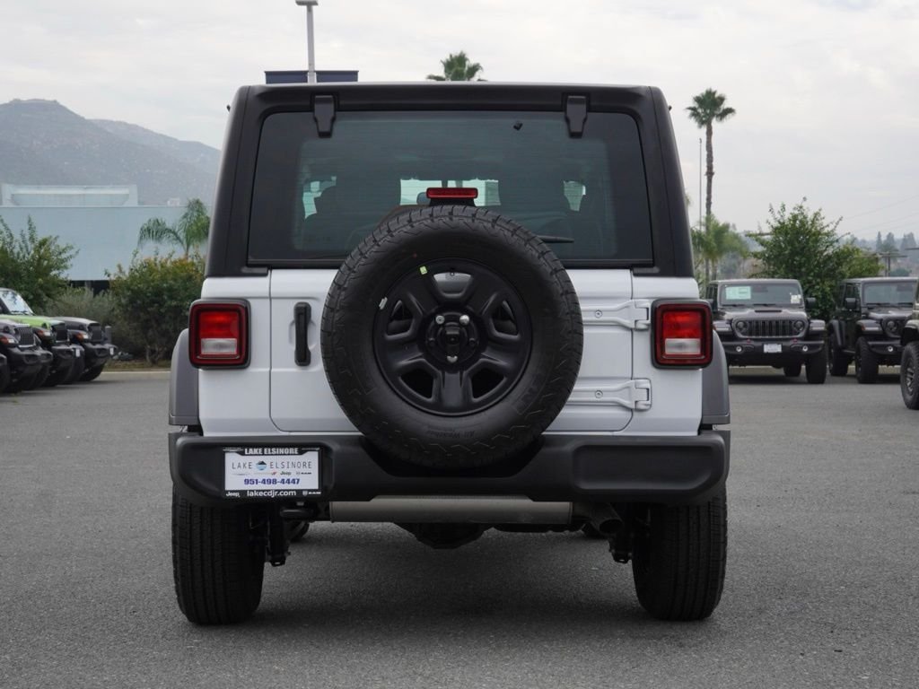 New 2026 Bright White Clear-Coat Exterior Paint Jeep Sport image 4