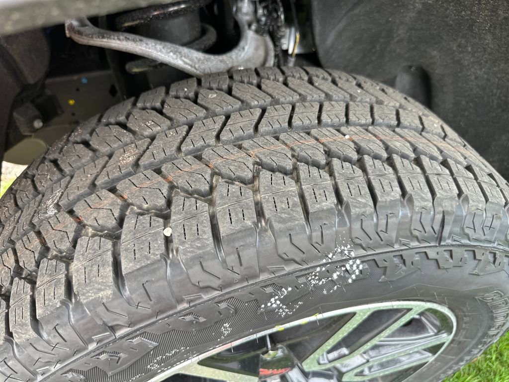 2026 GMC Sierra 1500 AT4 - Photo 10