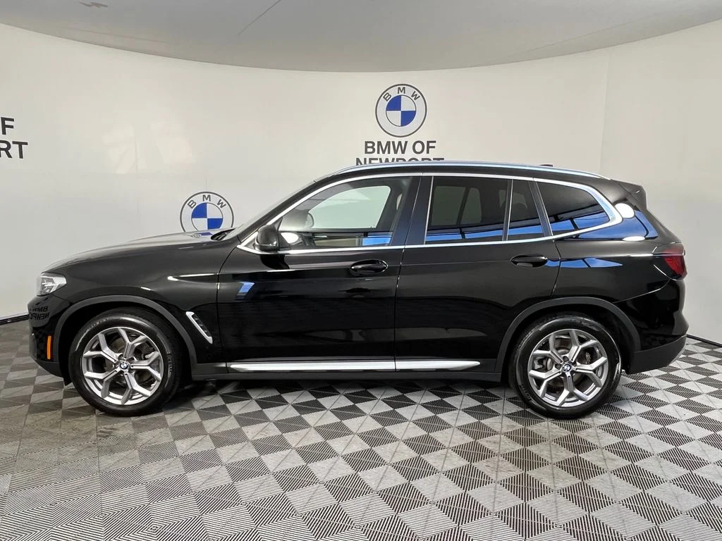 Used 2023 Black BMW xDrive30i image 12