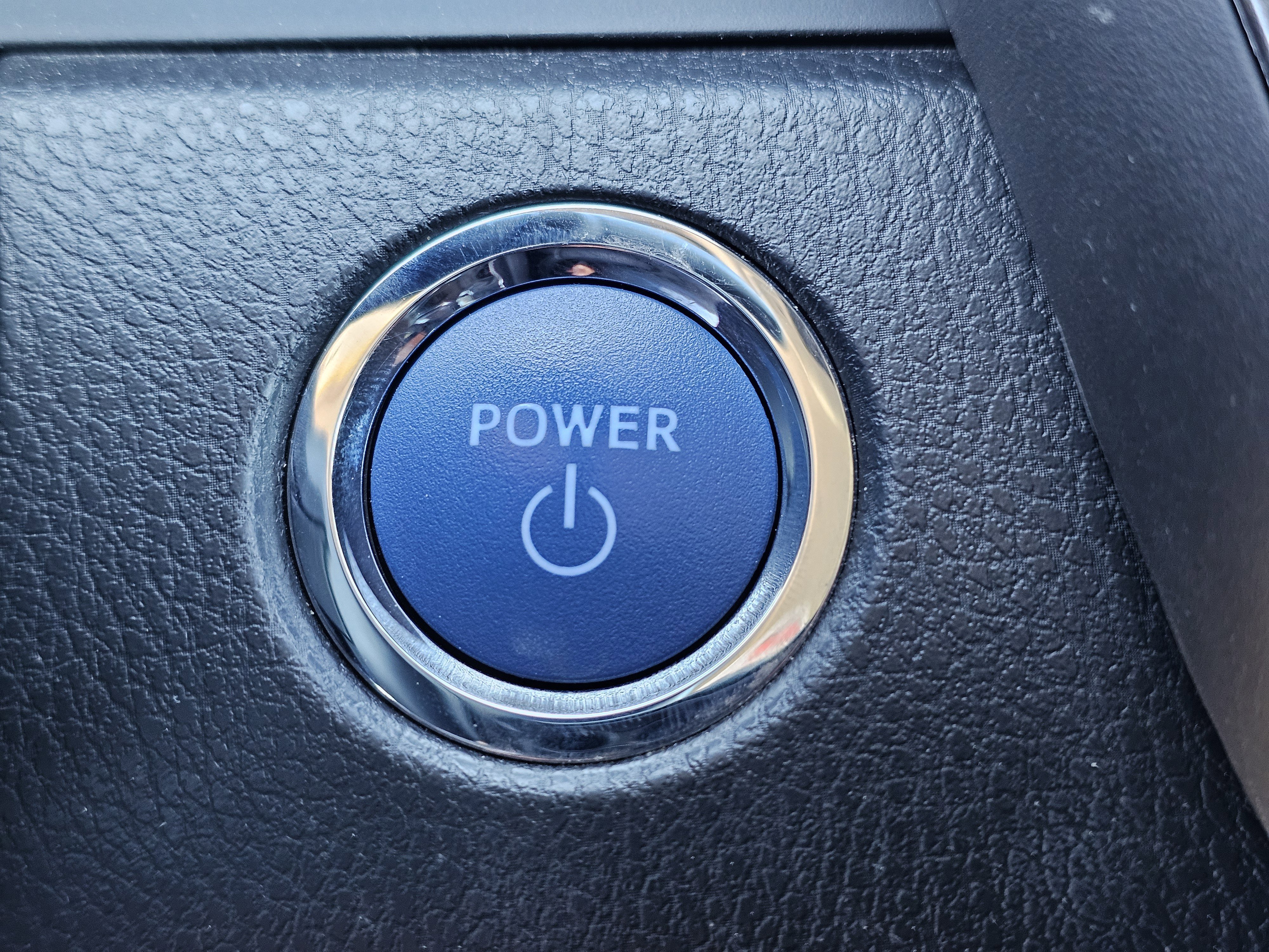 2020 Toyota Camry SE - Photo 23