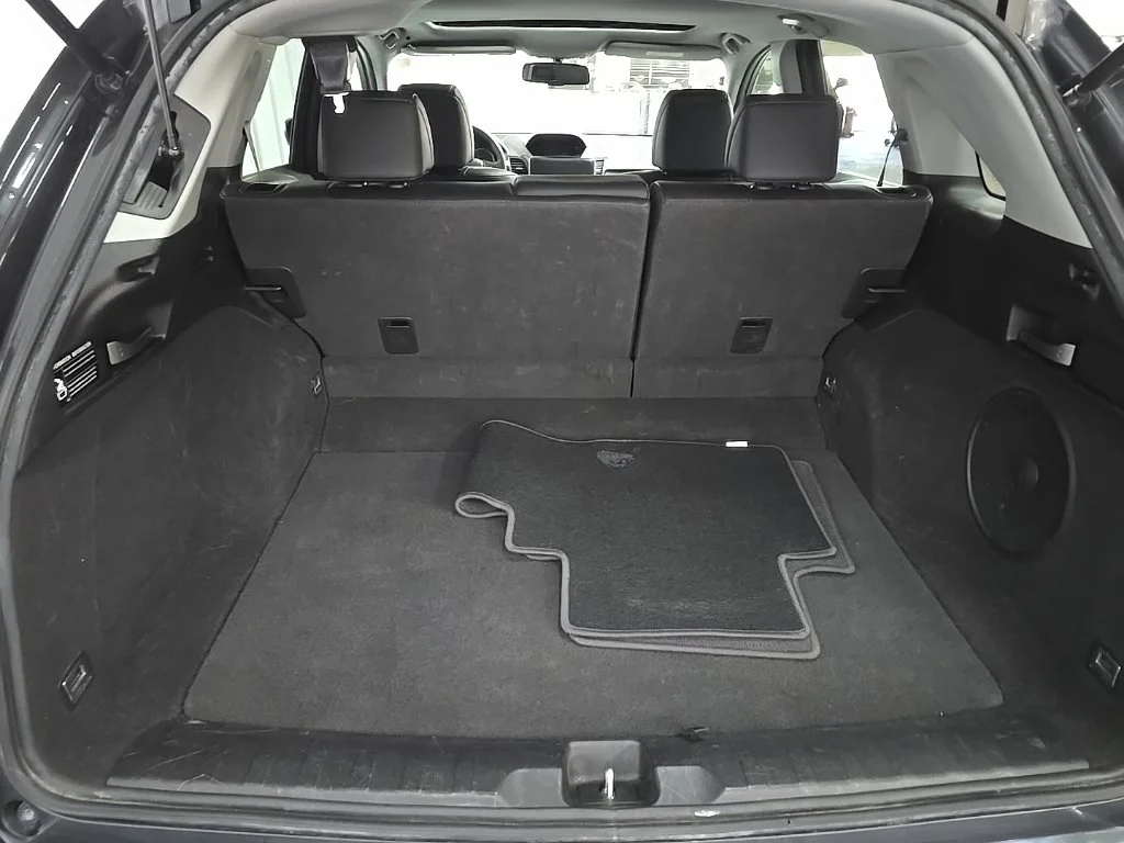 Used 2016  Acura Base image 12